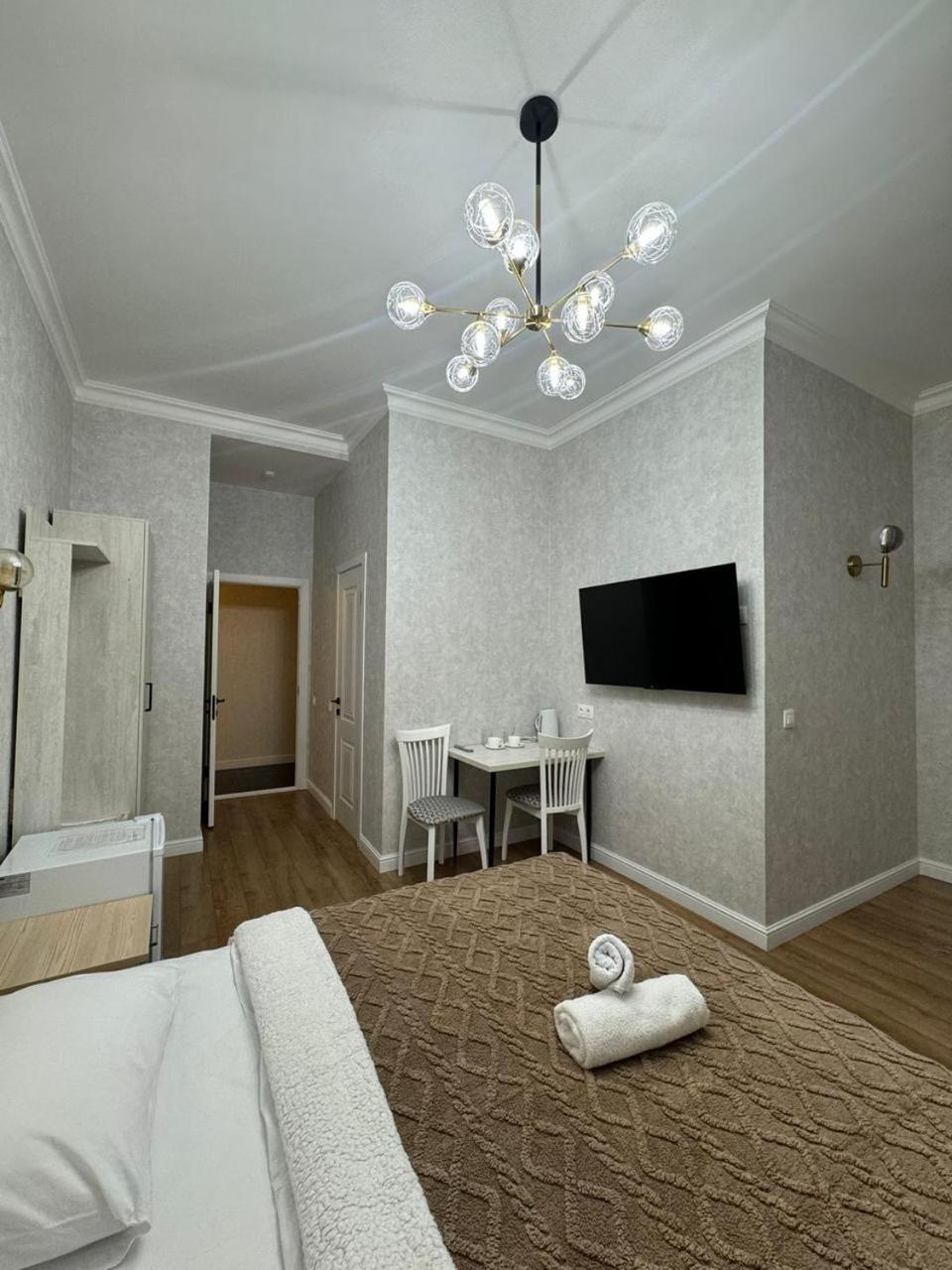 Rose Art Hotel Nur-Sultan  Exterior photo